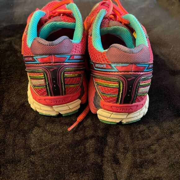 Brooks Adrenaline GTS 15 pink blue yellow running tennis shoes, size 9 - Picture 5 of 12